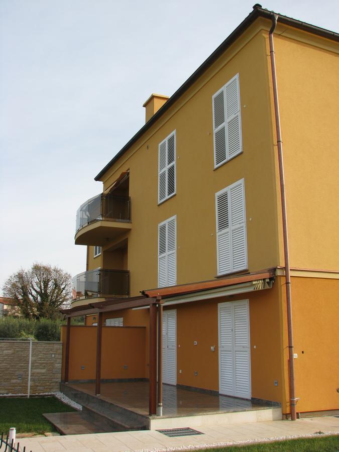 Apartman Andrea L Pomer Exterior photo